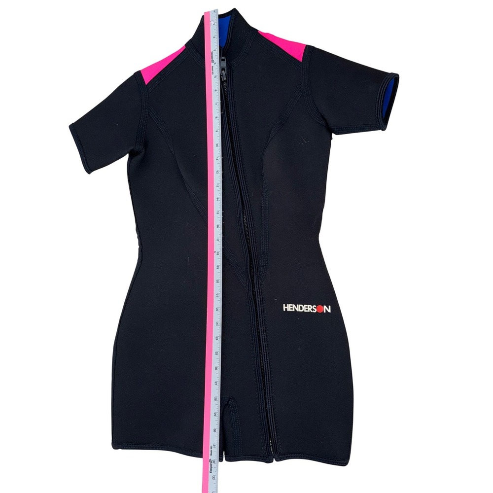 Henderson Shorty Wetsuit Black PinkFront Zip Neoprene Short Sleeve Diving 6‎